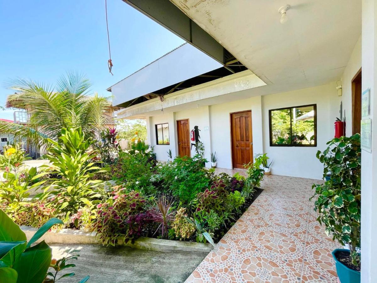 מואלבואל Ananas Guesthouse מראה חיצוני תמונה