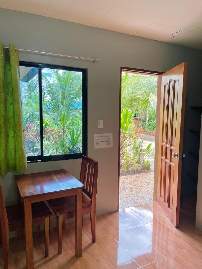 מואלבואל Ananas Guesthouse מראה חיצוני תמונה